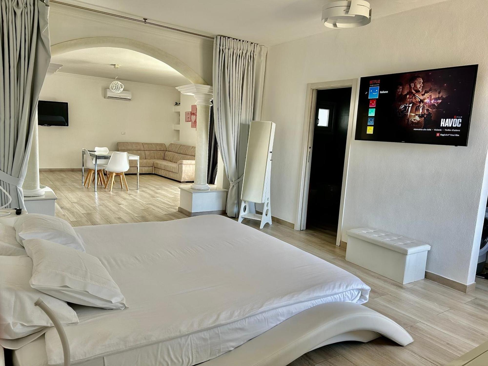 Guest House - La Bella Vita Орозеи Екстериор снимка